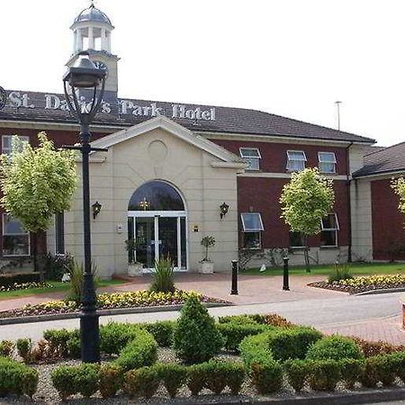 St Davids Park Hotell Chester Exteriör bild